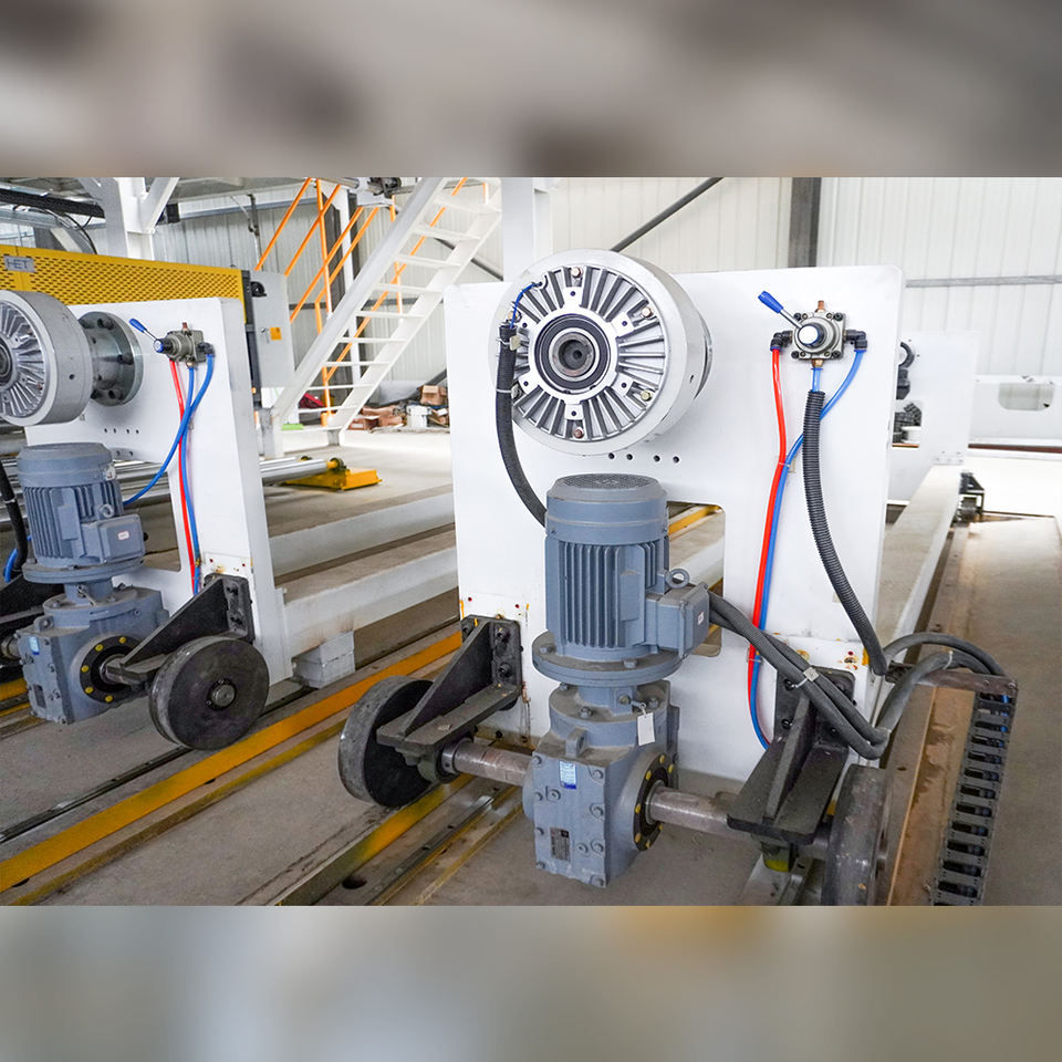 PE Extrusion Laminating Machine Aluminum Foil / Paper / Nonwoven Coating Laminating Machine