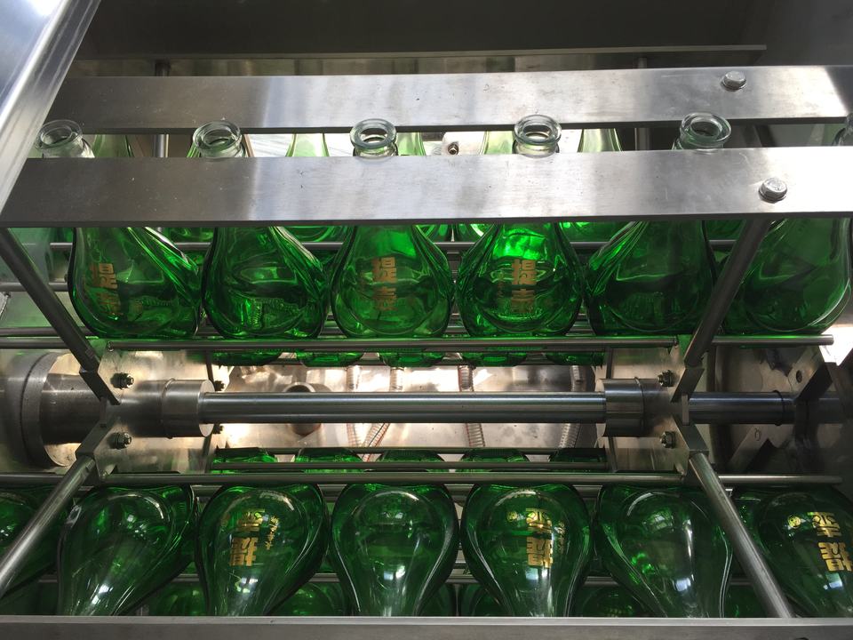 Automatic Internal and External Spray Glass Bottle Cleaning Equipment Bottle Rinsing Machine