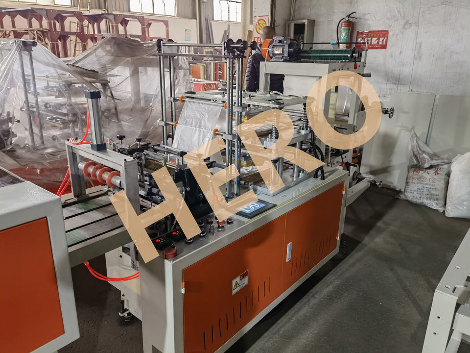 High Speed Fully Automatic PE V-fold Bottom Sealing Rolling Garbage Sealing Plastic Bag Making Machine