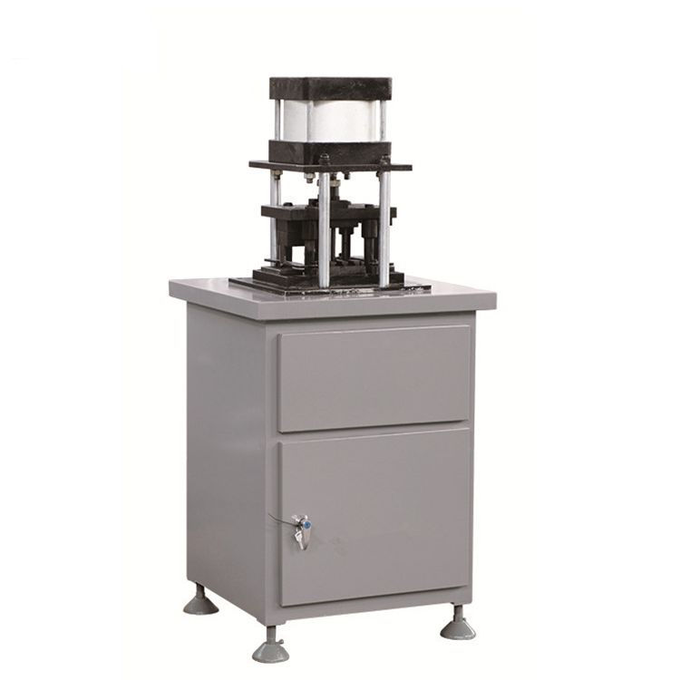 Pneumatic Corner Punching Machine in Aluminum Window Making Machine with 4 Dies Working Stations