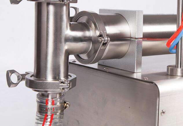Semi Automatic Single Head Pneumatic Cream Tomato Paste Water Liquid Filling Machine