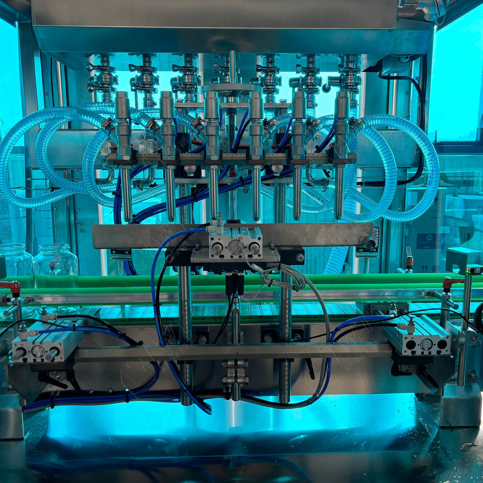 Full Automatic 2 in 1 Sus304 Bottle Filling Machines for Making Olive Oil