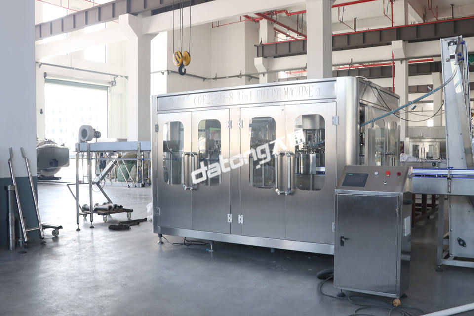Full Automatic PET Plastic Bottle Pure Mineral Water Filling Capping and Labeling Machine