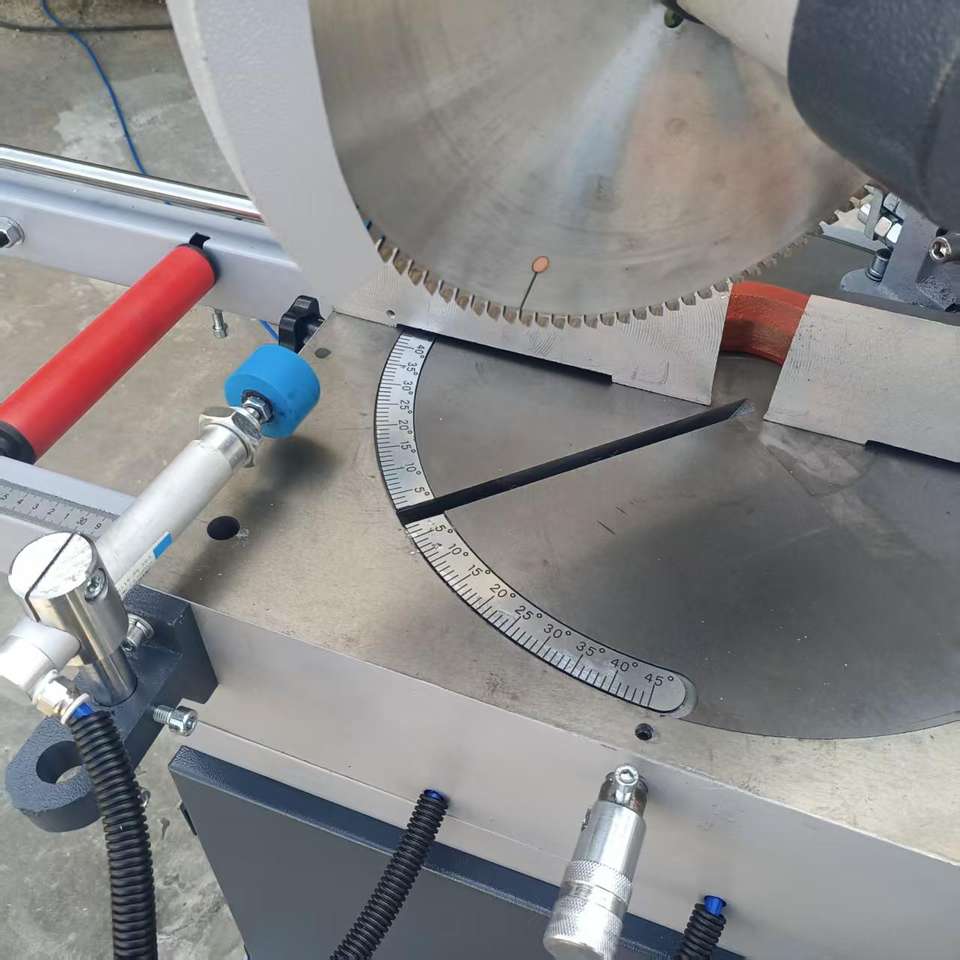 Single Head Aluminium UPVC PVC Profile Window Door Making Saw Aluminum Cutting Machine