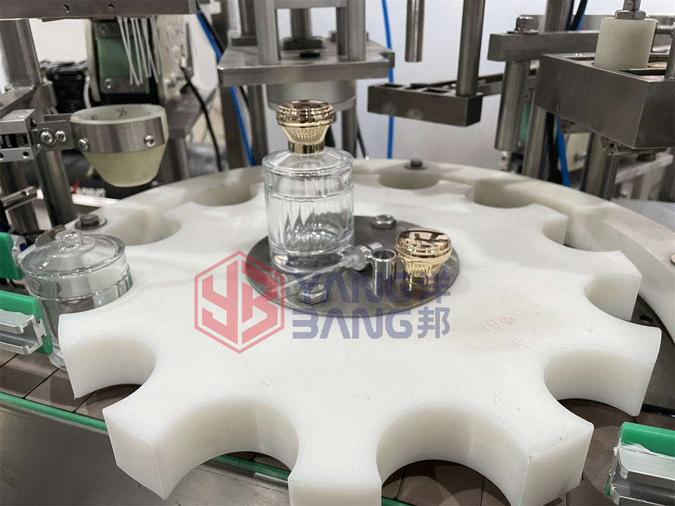 Automatic 4 Heads Perfume Bottle Filling Machine Perfume Making Production Line Filling Capping Packing Machine 50ml 100ml