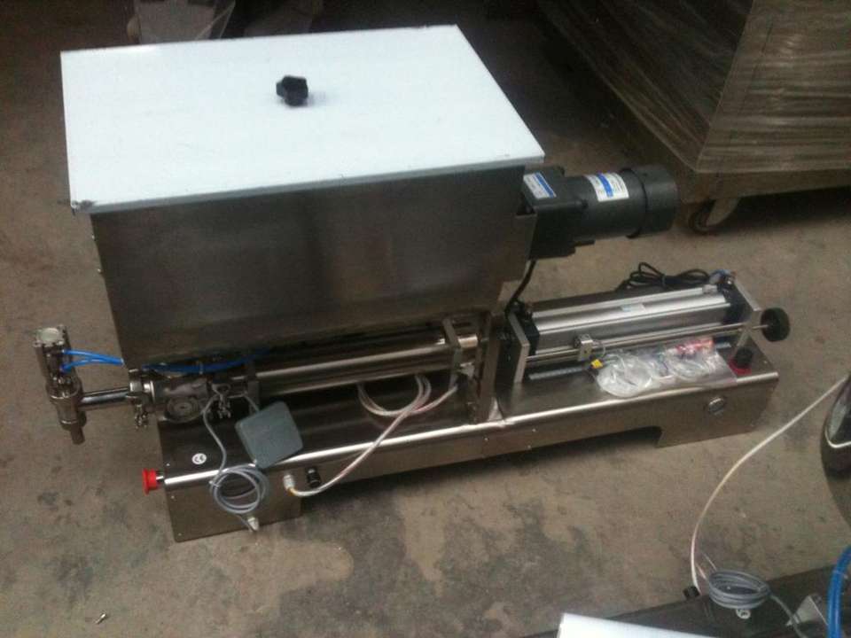 G1WGD100-1000 Horizontal Single Head Paste Filling Machine with Mixing tank for Cleaning Paste and Body Lotion