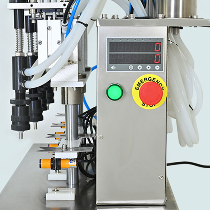 Desktop 4 Nozzles Small Dropper Eau De Cologne Mosquito Drink Perfume Liquid Vacuum Filling Machine