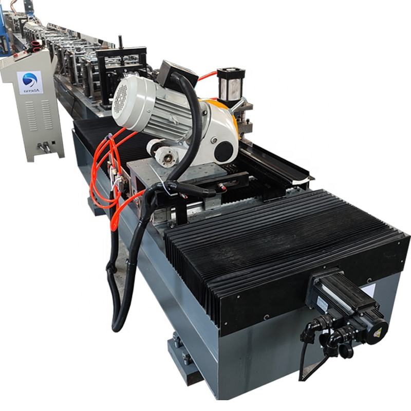 Polyurethane PU Foam Roller Shutter Door Slat Making Machine