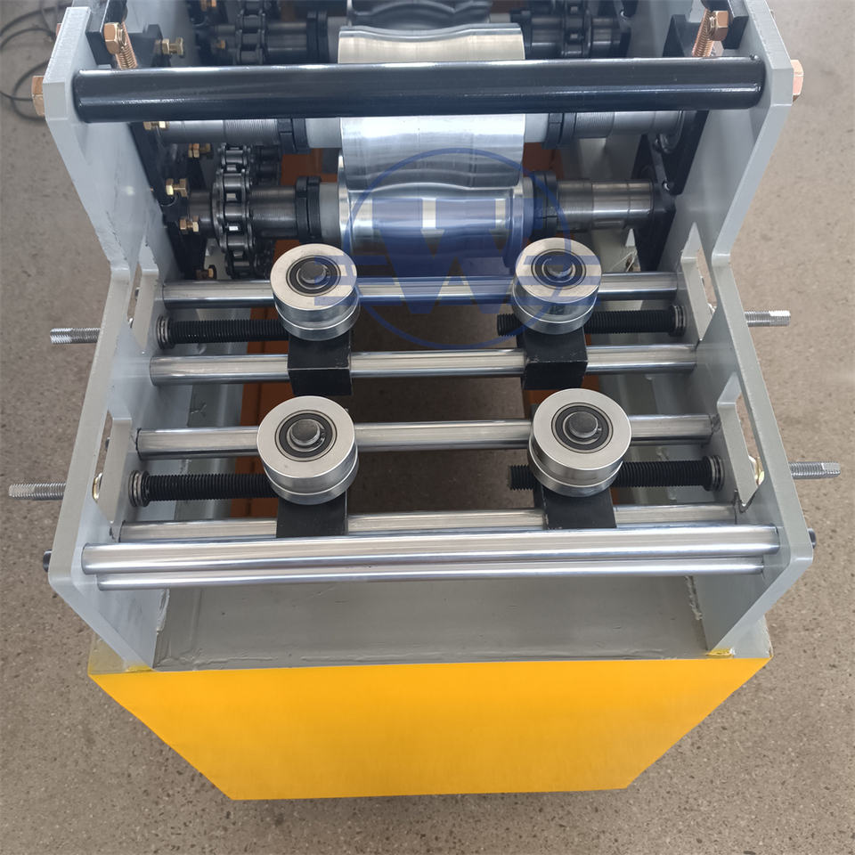 Roller Shutter Making Machine Metal Steel Shutter Door Roll Forming Machine