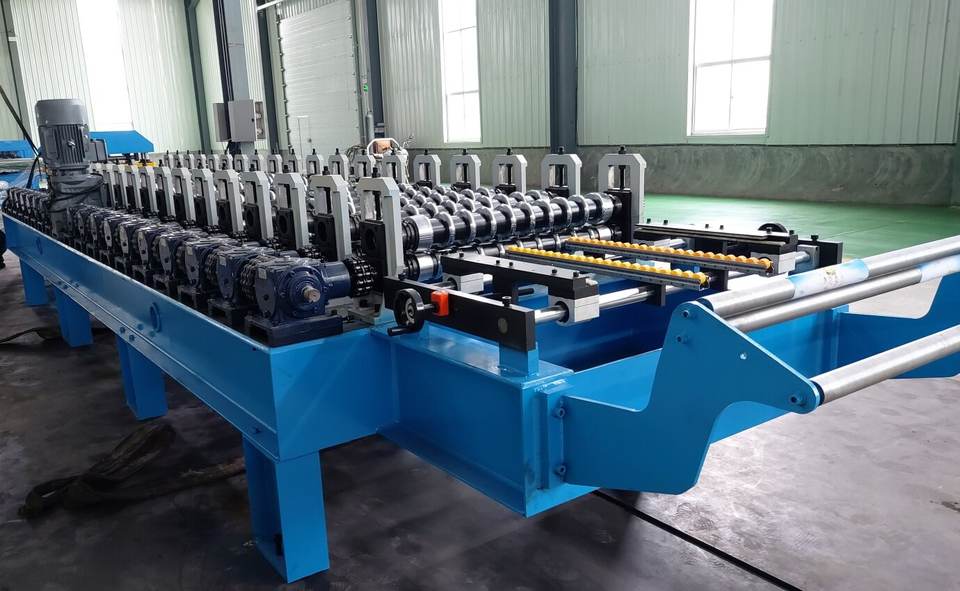 High Speed Aluminum Galvanized Steel Corrugated Roof Sheet Roll Forming Machine