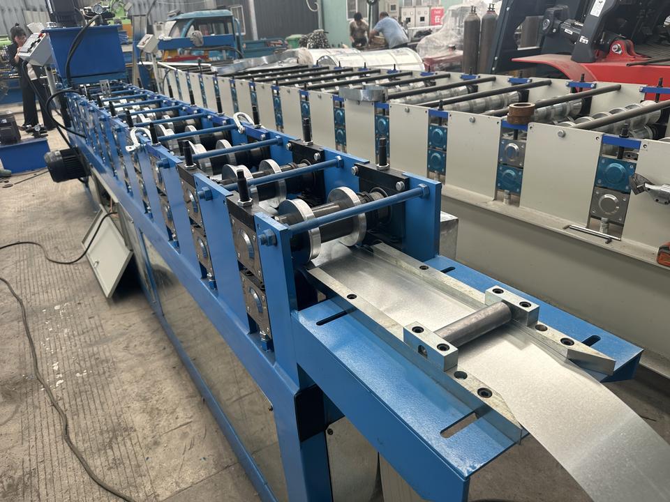Steel Frame Automatic Shutter Door Roller Shutter Door Roll Forming Making Machine