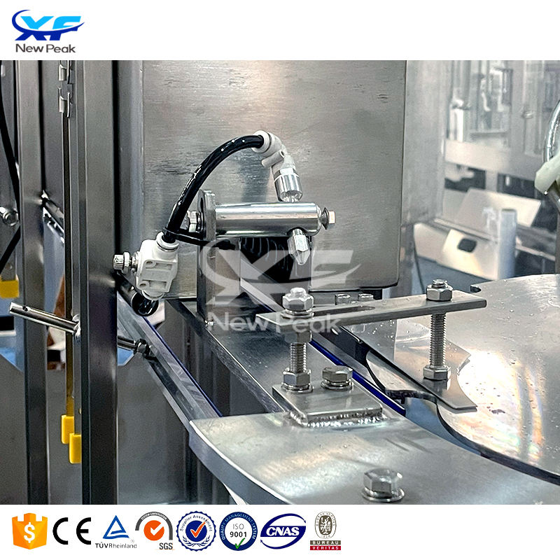 3 in 1 Small Mineral Water Bottling Machine Automatic NewPeak CGF8-8-4 500ml Bottle Filling Machine