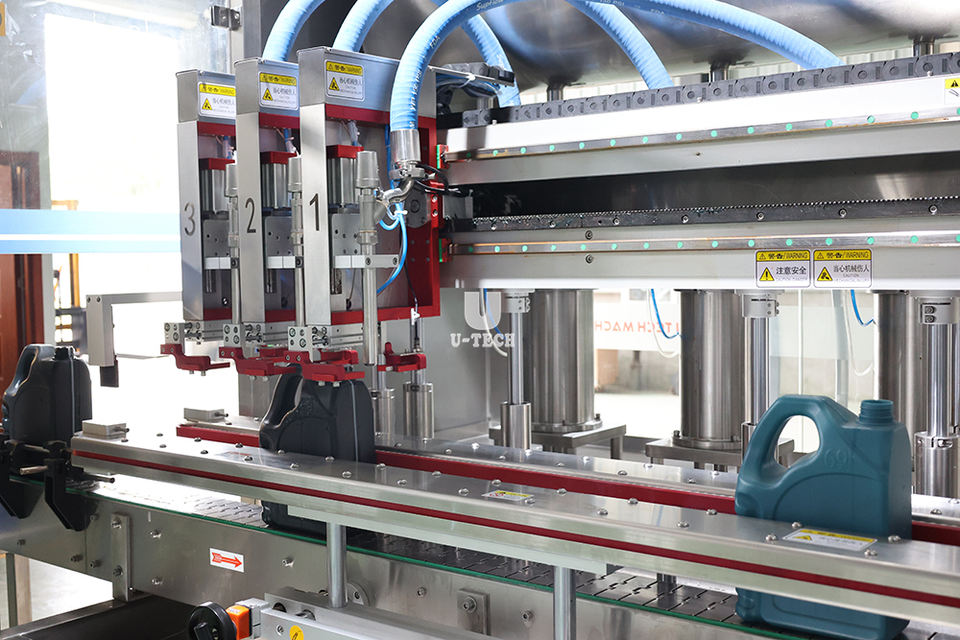 Automatic Electric Motor Engine Oil Bottle Jerrycan Filler Capping Labeling Machine Core Gear PLC Chemical Filling Machines