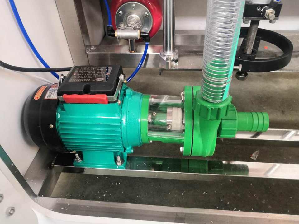 Semi Automatic Small Liquid Detergent Chemical Filling Machine for Plastic Bottle 1000ml