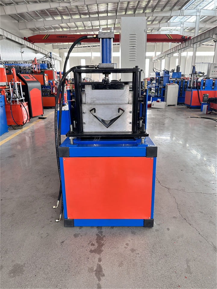 Metal Roof Ridge Cap Roll Forming Machine Colored Steel Tile Making Motor & Pump CE Certified