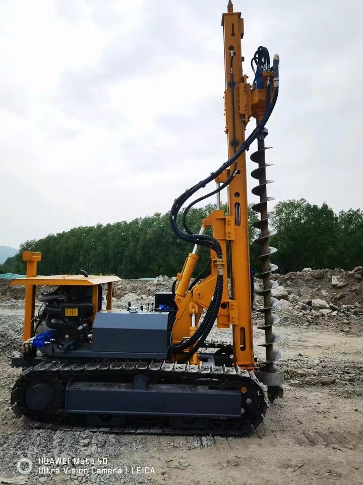 Multi-function Solar Frame Post Crawler Solar Pile Driver Ramming Machine Screw Pile Driver