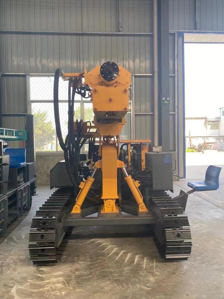 Multi-function Solar Frame Post Crawler Solar Pile Driver Ramming Machine Screw Pile Driver