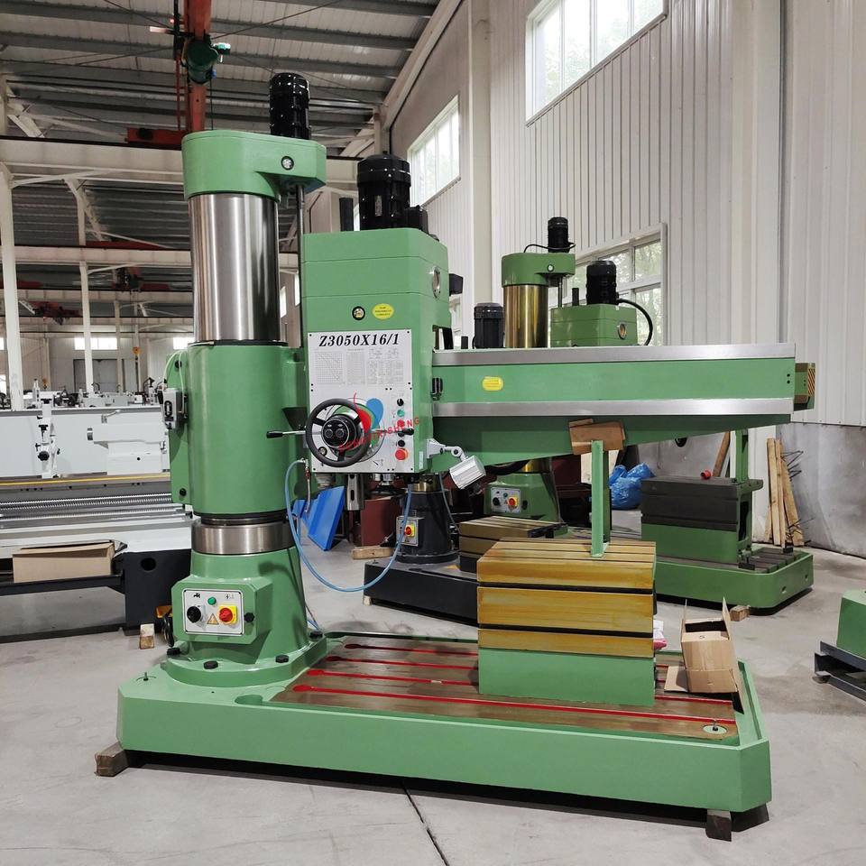 Z3050X16/1 50mm Automatic Radial Drilling Machine Hydraulic Locking Heavy-Duty Industrial Equipment Motor Gearbox PLC 380V/220V