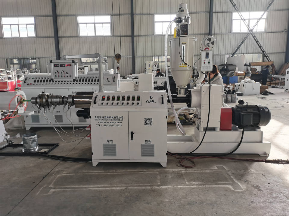 Fully Automatic HDPE PP PPR PERT PE Pipe Water Tube Extruding Machinery Production Line