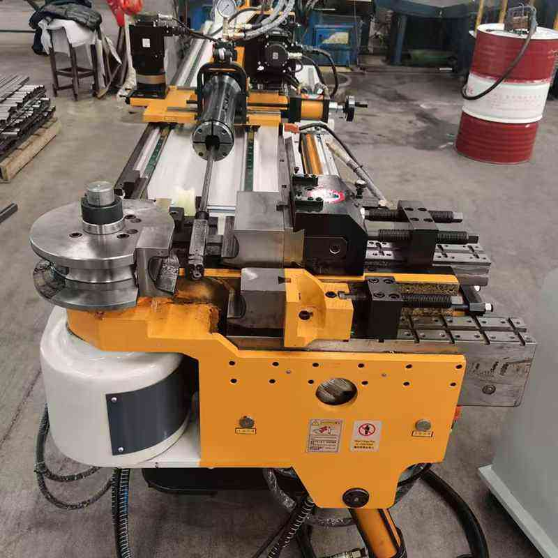 63 Fully Automatic Pipe Bending Machine for Seamless Formation of Motorcycle Frames