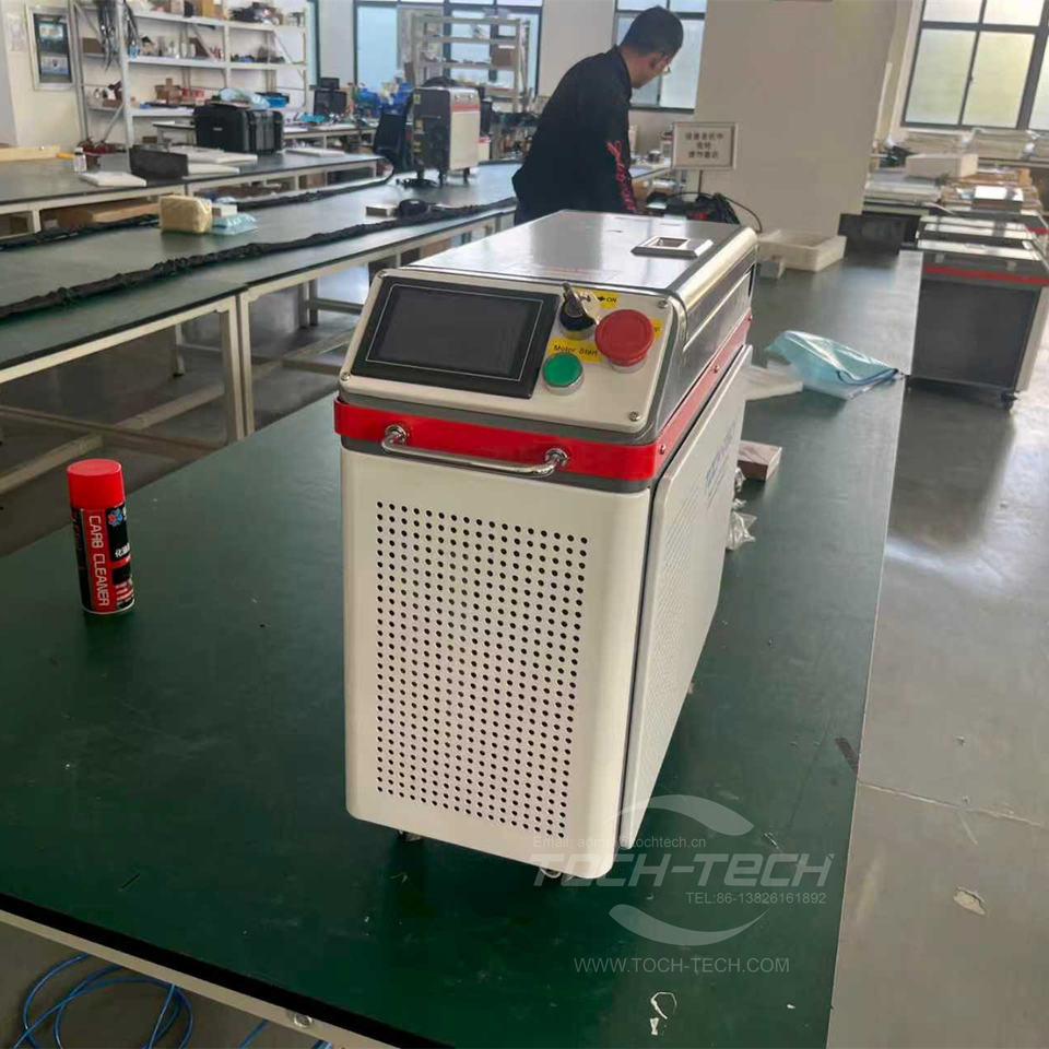 High Power 100W and 200W Laser Cleaning Machine for Metal Rust Oxide Paint Removal Industrial Laser Cleaner Tool