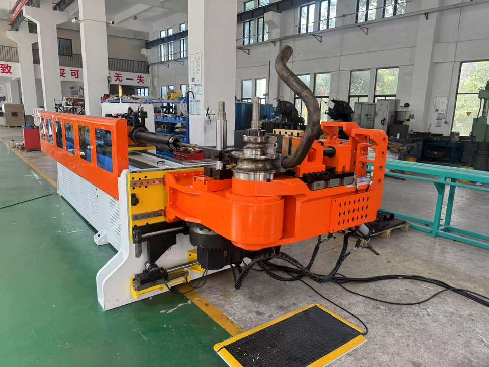130CNC Servo Fully Automatic Pipe Bending Machine for Aluminum, Copper, Carbon Steel & Stainless Steel Pipes