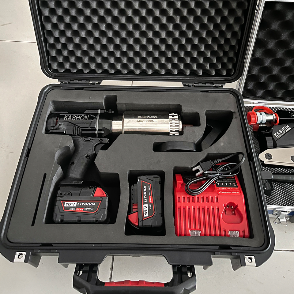 5000Nm Cordless Motor Lithium Battery Electric Torque Wrench With Digital Display