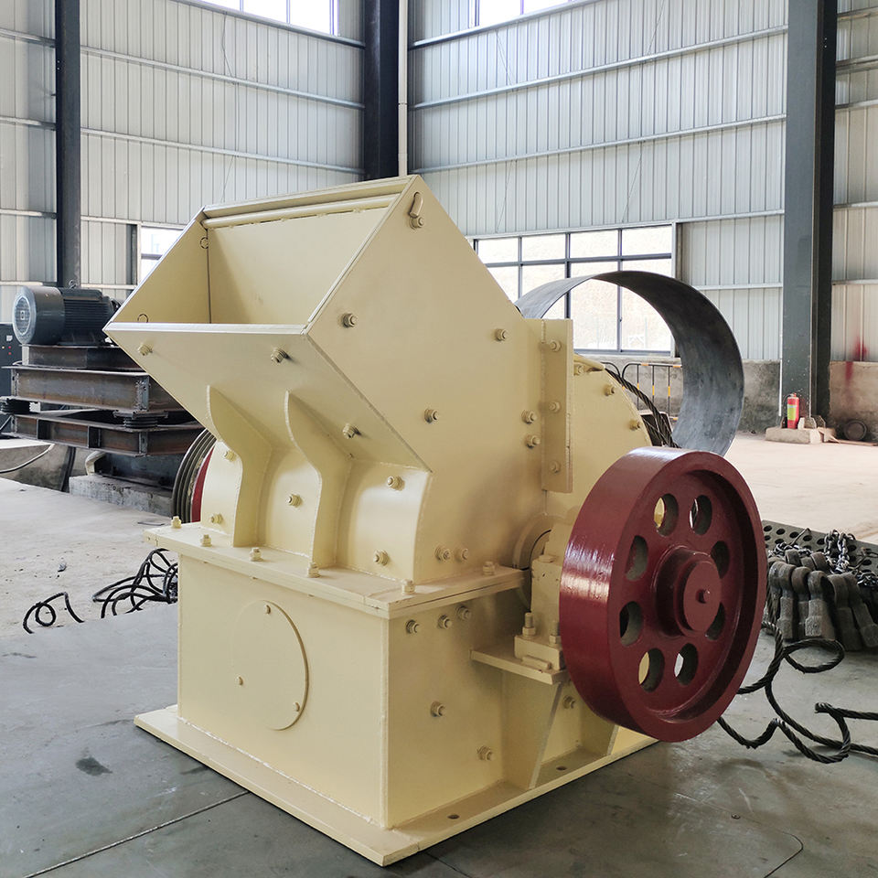 Diesel Salt Rock Stone Crusher Mobile Small Limestone Gold Ore Coal Hammer Mill Crusher