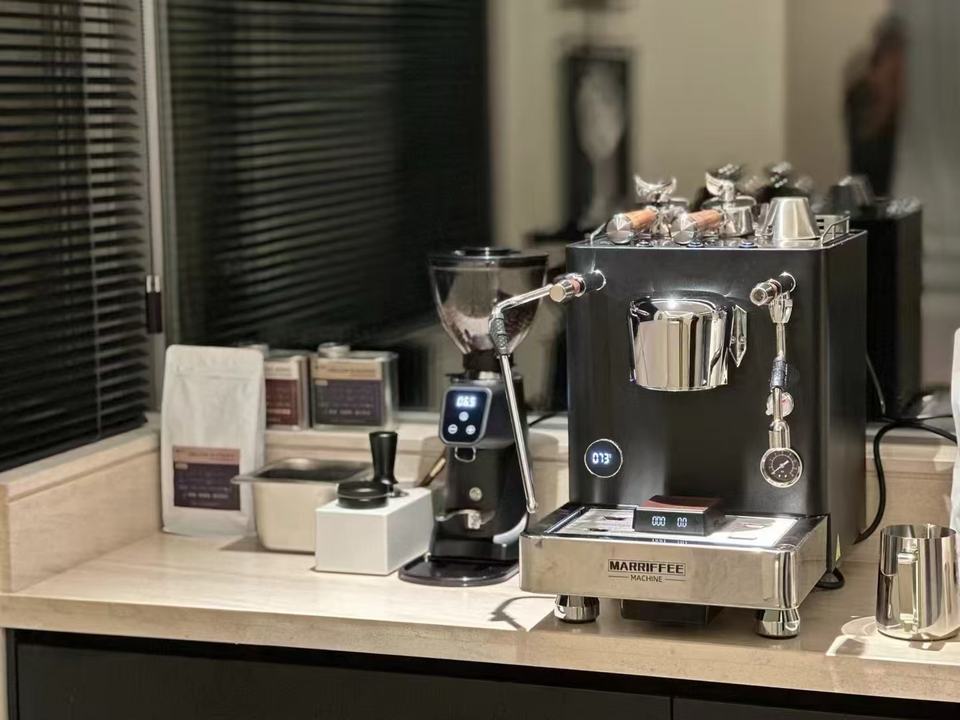 Home and Small Cafe Use Single Group SS Boiler Electric Control Espresso Coffee Machines for Business