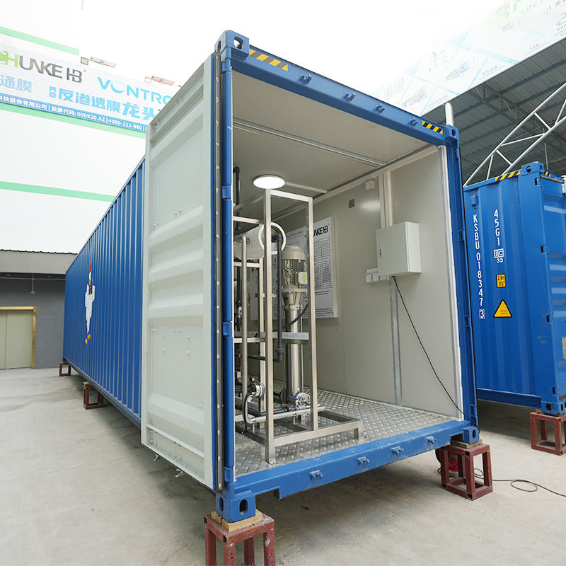Containerized Seawater & Brackish Water Desalination RO Plant with PLC Control RO Membrane & Pump Stainless Steel 6TPH Capacity